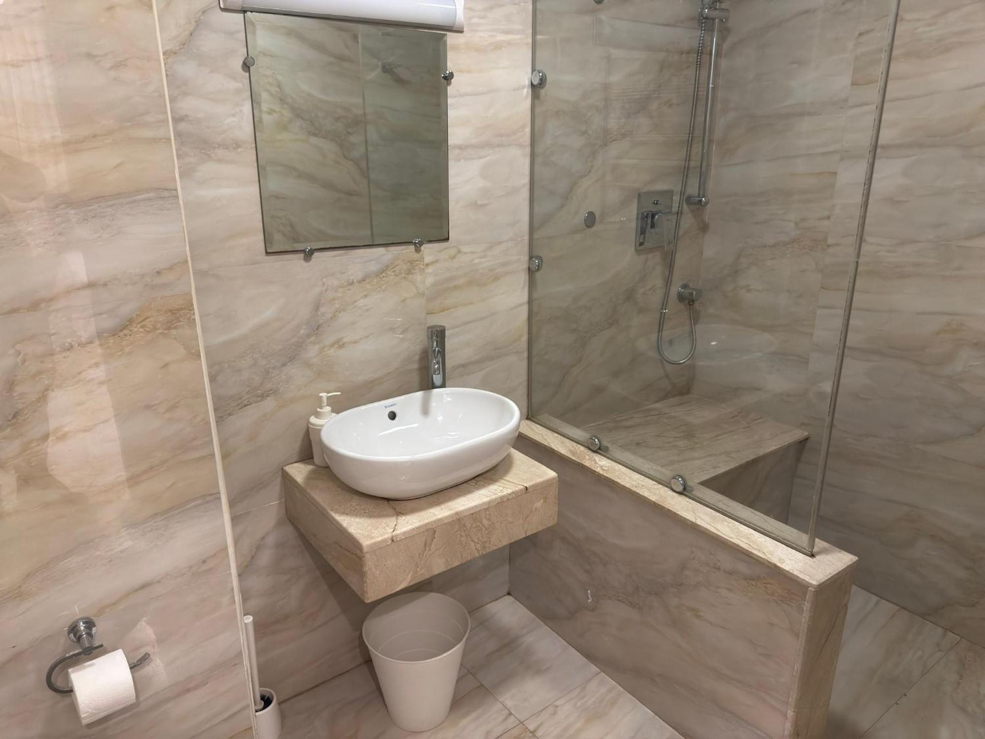 Apartment Le Royal 2 *